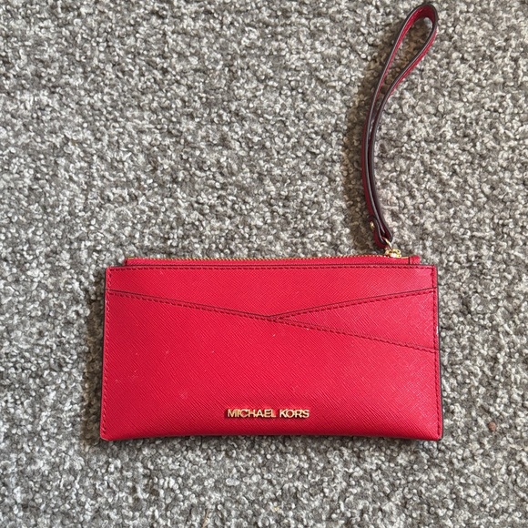 Michael Kors Scarlet Red Wristlet - Picture 1 of 4